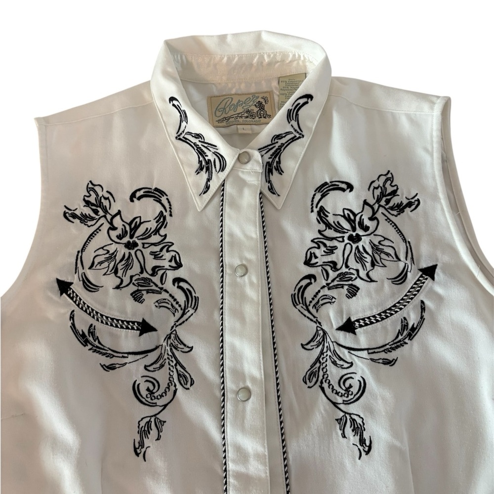 Roper Western Embroidered Sleeveless Top - Picture 2 of 5